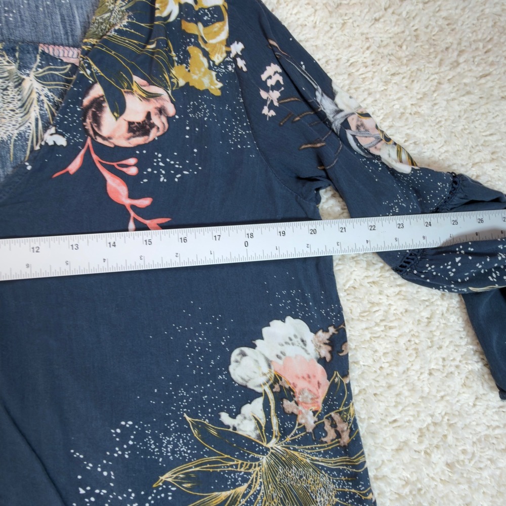 Jaase Floral High Low Top Womens Size S Blue Boho Bell Sleeve V-Neck Blouse - Picture 11 of 11
